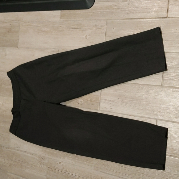 Women's Talbots stretch size 8 gray slacks - Picture 1 of 4